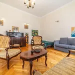 Climatic Studio For 2-4 Person In Main Square